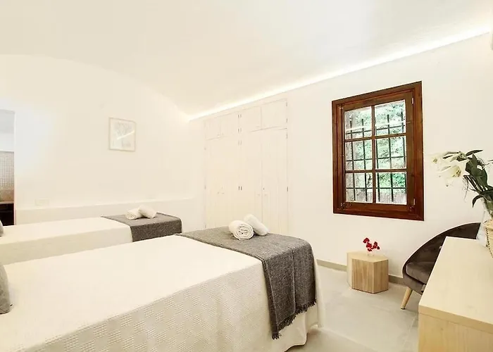 Spectacular Newly Renovated In Pollensa By Renthousing * Port de Pollença