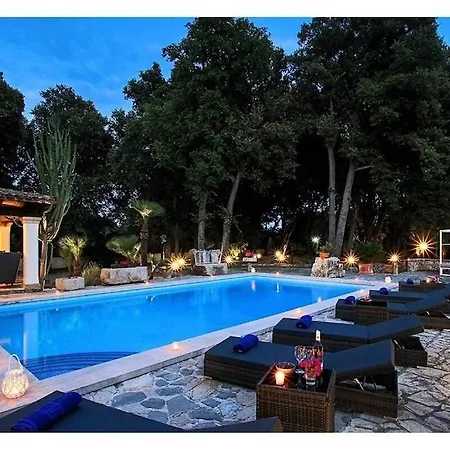 Villa Spectacular Newly Renovated In Pollensa By Renthousing Port de Pollença