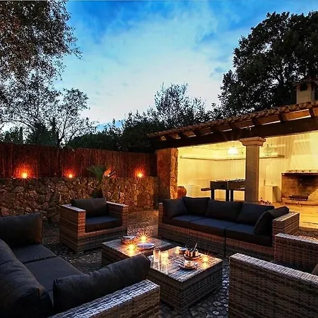 Spectacular Newly Renovated In Pollensa By Renthousing 波连萨港