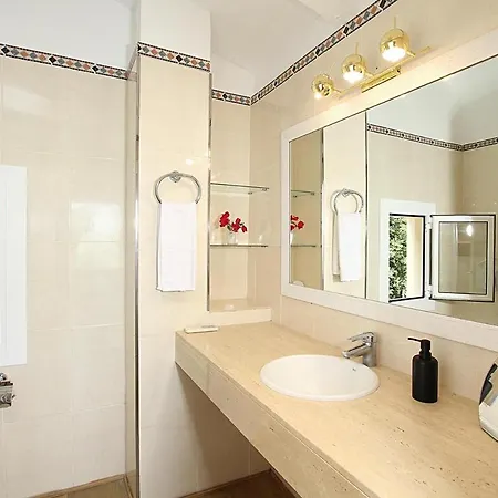 别墅 Spectacular Newly Renovated In Pollensa By Renthousing 波连萨港