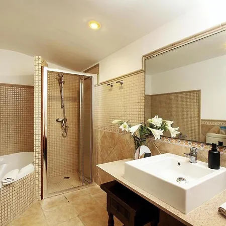 别墅 Spectacular Newly Renovated In Pollensa By Renthousing 波连萨港