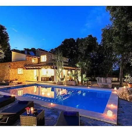 Spectacular Newly Renovated In Pollensa By Renthousing * Port de Pollença