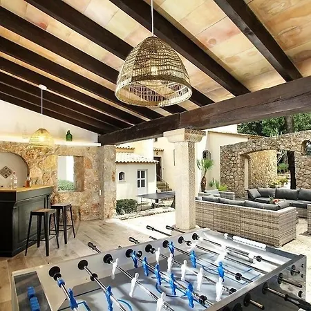 Villa Spectacular Newly Renovated In Pollensa By Renthousing Port de Pollença