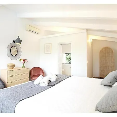 Spectacular Newly Renovated In Pollensa By Renthousing * Порт-де-Польєнса