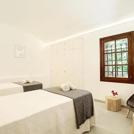 Spectacular Newly Renovated In Pollensa By Renthousing * Port de Pollenca
