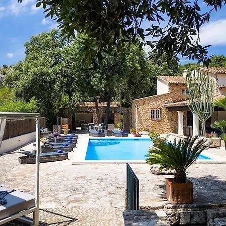 Villa Spectacular Newly Renovated In Pollensa By Renthousing Port de Pollença