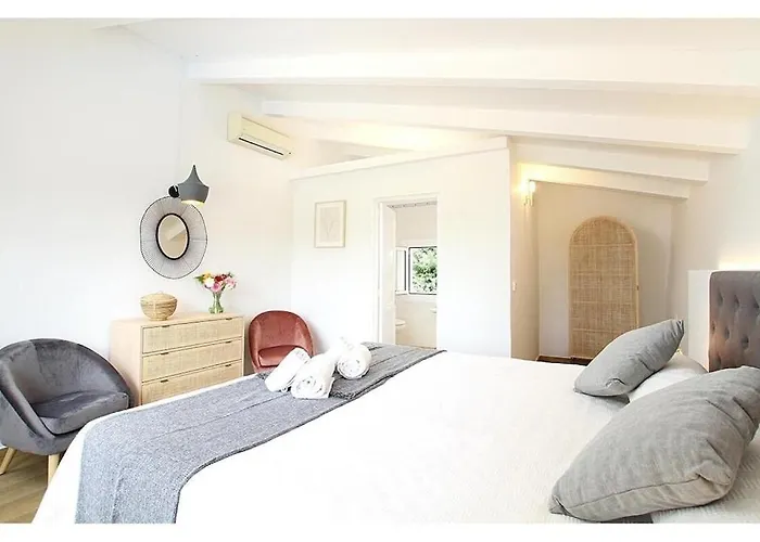 Spectacular Newly Renovated In Pollensa By Renthousing * Port de Pollença