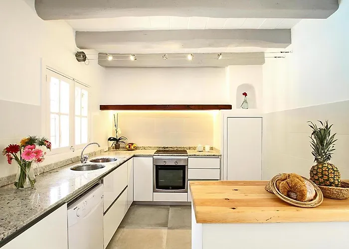 Spectacular Newly Renovated In Pollensa By Renthousing
